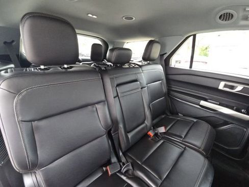 Used 2023 Ford Explorer XLT w/ Equipment Group 202A image 17