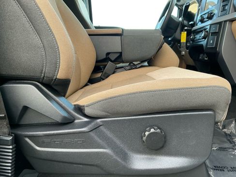 Used 2023 Ford F150 XLT image 17