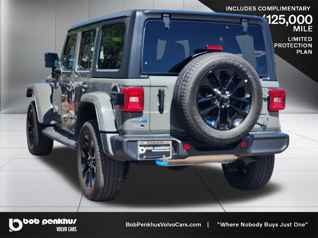 Used 2023 Jeep Wrangler Unlimited Sahara w/ Cold Weather Group AWD/4WD image 27