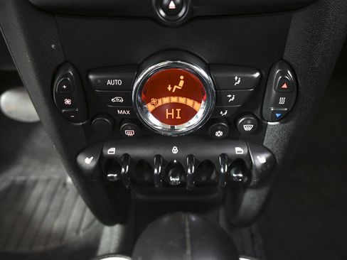 Used 2012 MINI Cooper Clubman image 27