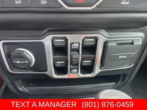 Used 2023 Jeep Gladiator Sport AWD/4WD image 23