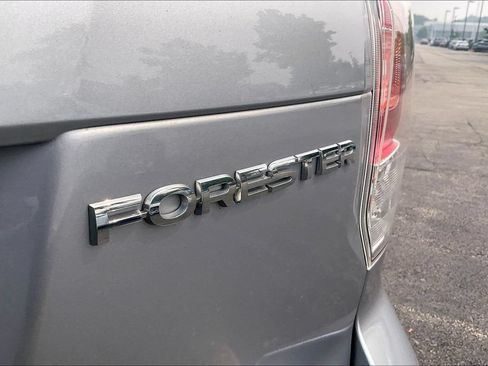 Used 2018 Subaru Forester 2.5i Premium w/ Protection Package #1 AWD/4WD image 9