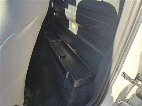 Used 2019 Toyota Tacoma SR image 16