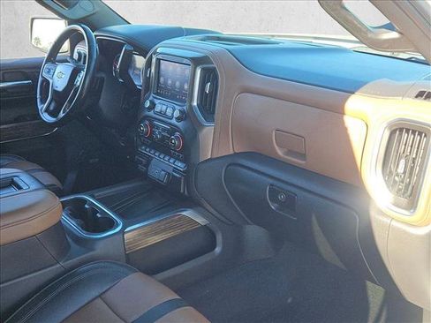 Used 2019 Chevrolet Silverado 1500 High Country w/ Technology Package image 29