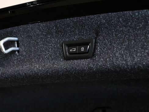 Used 2026 BMW 330i xDrive Sedan AWD/4WD image 31