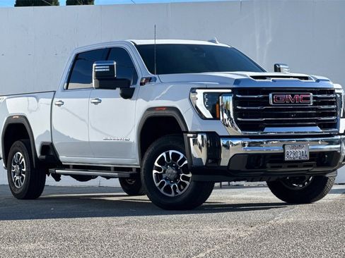 Used 2024 GMC Sierra 2500 SLT w/ SLT Premium Package image 2