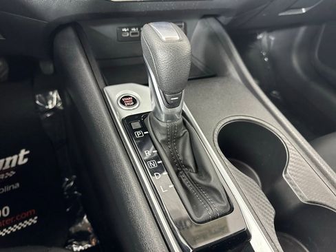 Used 2025 Nissan Altima 2.5 SV FWD image 29