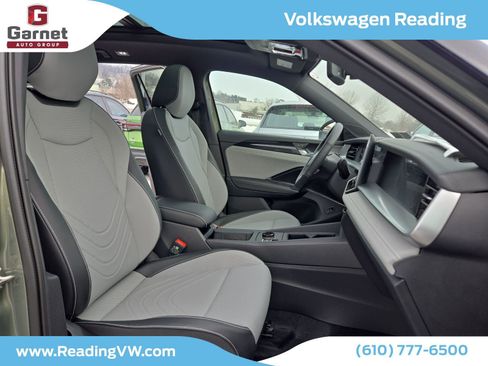 New 2026 Volkswagen Tiguan SE R-Line image 13