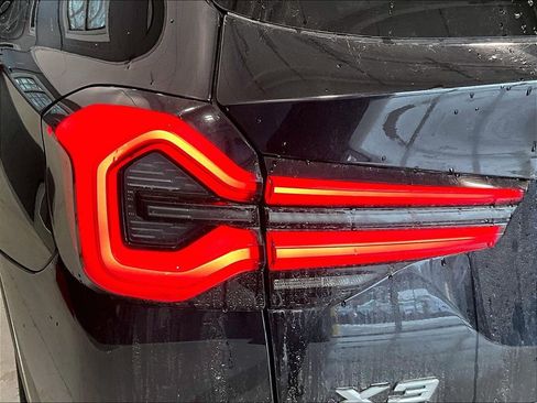 Used 2022 BMW X3 xDrive30i w/ Convenience Package image 26