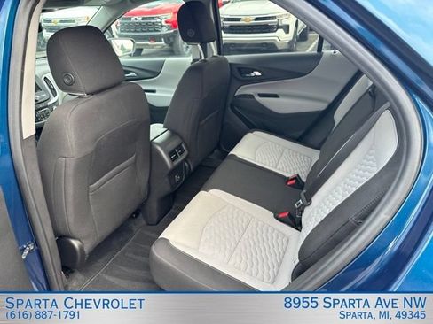 Used 2020 Chevrolet Equinox LT w/ Driver Convenience Package AWD/4WD image 34