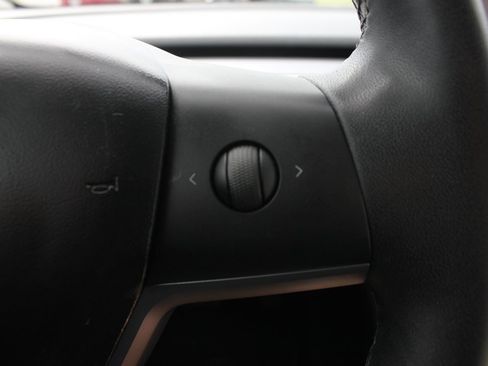 Used 2019 Tesla Model 3 Standard Range Plus RWD image 12