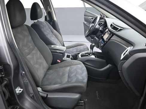 Used 2015 Nissan Rogue SV w/ SV Premium Package FWD image 26