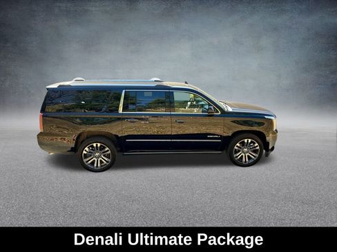 Used 2019 GMC Yukon XL Denali w/ Denali Ultimate Package image 11