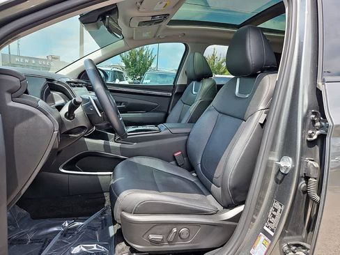 Used 2023 Hyundai Tucson Limited FWD image 12