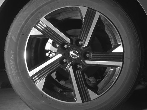 Used 2025 Nissan Sentra SV image 15