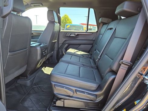 Used 2025 Chevrolet Tahoe Z71 AWD/4WD image 29