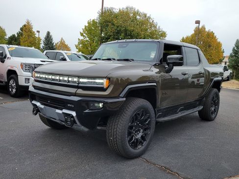 New 2026 GMC Hummer EV 4x4 Crew Cab w/ LPO, Dark Essentials Package image 6