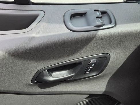 New 2026 Ford Transit 250 148 Medium Roof image 25