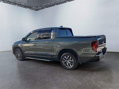 Used 2017 Honda Ridgeline RTL-E image 3