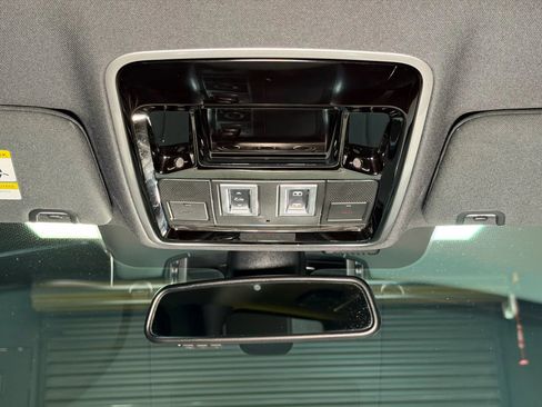 Used 2015 Land Rover Range Rover Sport Supercharged image 29