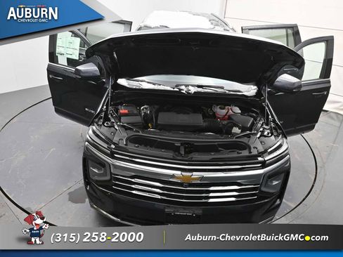 New 2026 Chevrolet Suburban LT w/ Comfort Package image 33