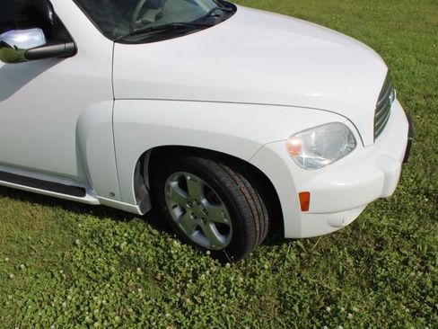 Used 2006 Chevrolet HHR LT FWD image 6