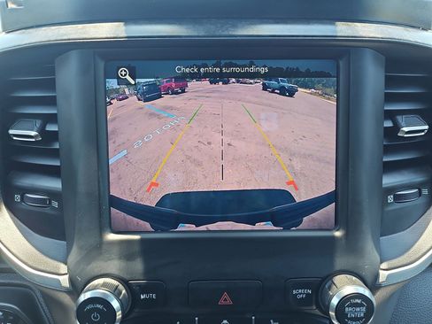 Used 2020 RAM 1500 Big Horn AWD/4WD image 20