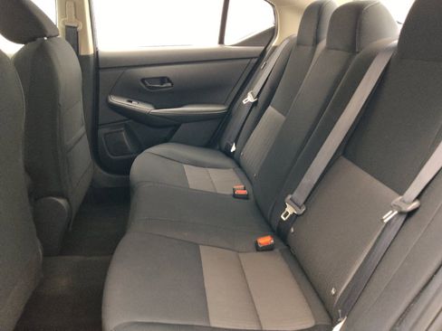 Used 2025 Nissan Sentra SV FWD image 18