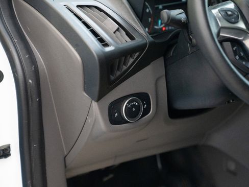 Used 2022 Ford Transit Connect XL image 24