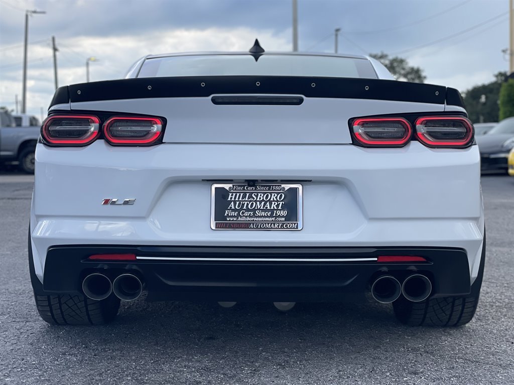 Used 2019 Chevrolet Camaro SS RWD image 17