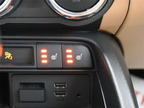 Used 2019 MAZDA MX-5 Miata Grand Touring image 18