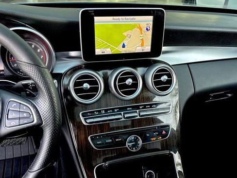 Used 2015 Mercedes-Benz C 300 Sedan image 29