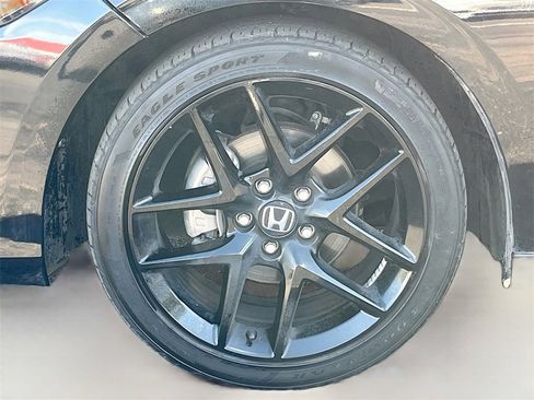 Used 2024 Honda Civic Sport image 28