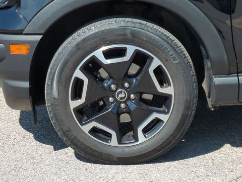 Used 2022 Ford Bronco Sport Outer Banks w/ Tech Package image 14