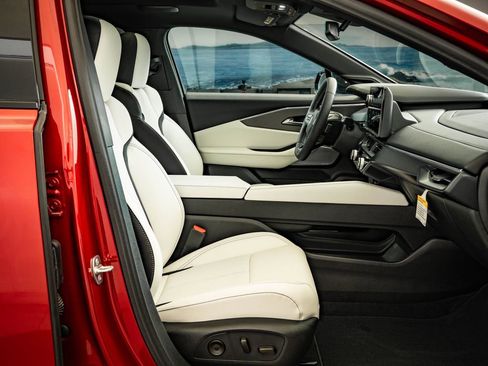 Used 2024 Acura ZDX A-Spec image 23