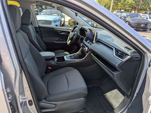 Used 2025 Toyota RAV4 XLE w/ Convenience Package AWD/4WD image 27