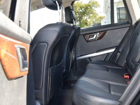 Used 2015 Mercedes-Benz GLK 250 BlueTEC 4MATIC image 21