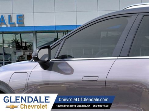 New 2026 Chevrolet Equinox EV LT image 12