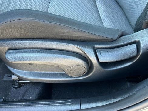 Certified 2025 Kia Soul LX w/ LX Technology Package image 20