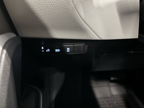 New 2026 Toyota Corolla Cross L image 25