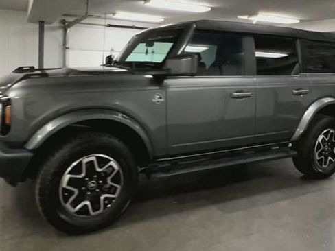 Used 2024 Ford Bronco Outer Banks AWD/4WD image 4