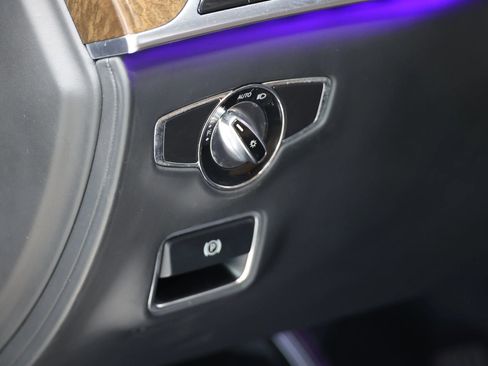 Used 2016 Mercedes-Benz Maybach S 600 image 24