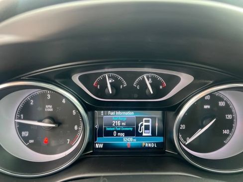 Used 2020 Buick Envision Essence FWD image 25