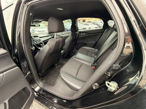 Used 2019 Honda Civic Sport image 18