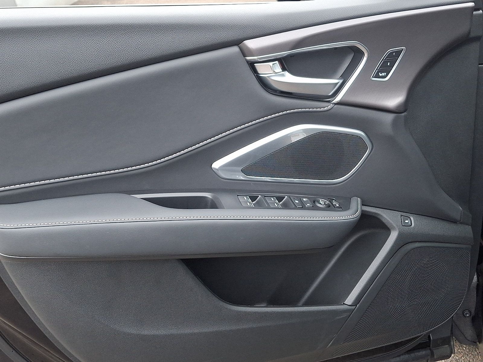 Certified 2026 Acura RDX SH-AWD image 12
