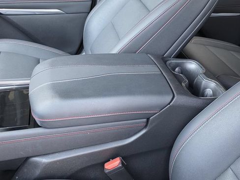 Used 2025 Chevrolet Traverse Z71 w/ Driver Confidence Package AWD/4WD image 8