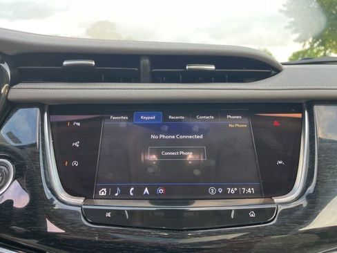 Used 2023 Cadillac XT6 Premium Luxury w/ Technology Package AWD/4WD image 29