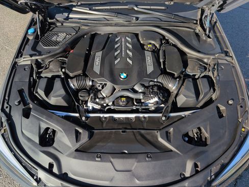 Used 2023 BMW M850i xDrive Coupe image 33