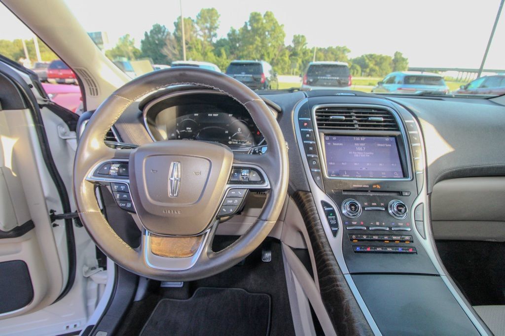 Used 2020 Lincoln Nautilus Reserve AWD/4WD image 31