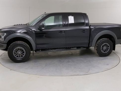 Certified 2019 Ford F150 Raptor w/ Equipment Group 802A Luxury image 19